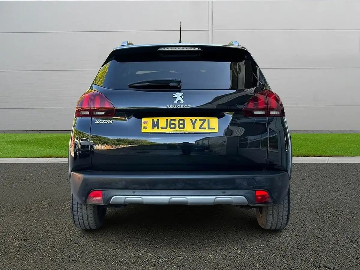 2018-peugeot-2008-suv-12-puretech-allure-82bhp-ss-big-5