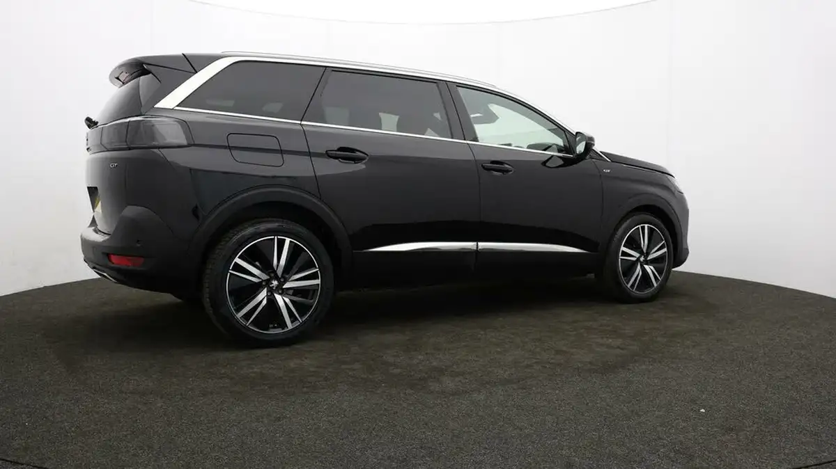 2021-peugeot-5008-suv-12-puretech-gt-premium-big-32