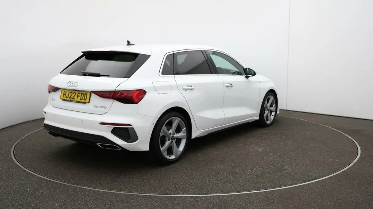 2022-audi-a3-15-35-tfsi-s-line-sportback-5d-tronic-big-48