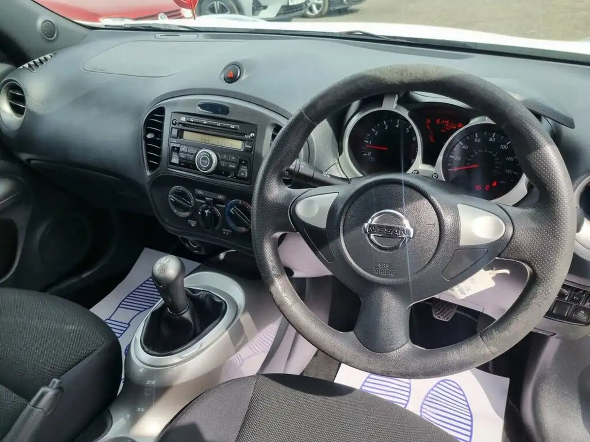 2013-nissan-juke-16-visia-16v-big-4