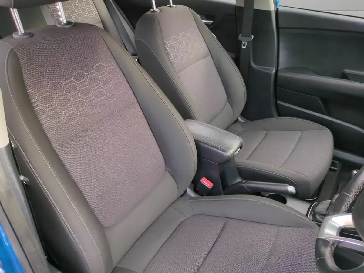2022-kia-rio-10-t-gdi-2-big-10