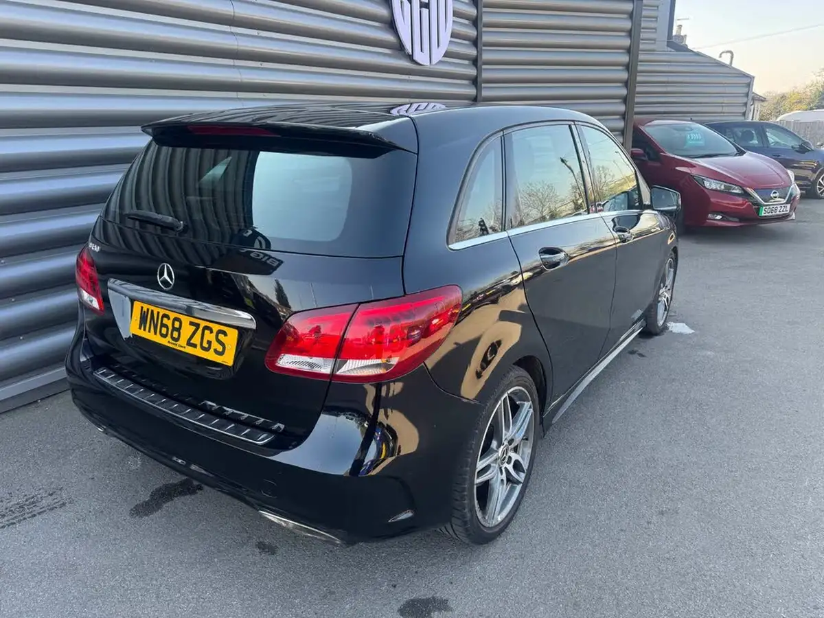 2018-mercedes-benz-b-class-16-b180-amg-line-122ps-ss-7g-dct-big-5