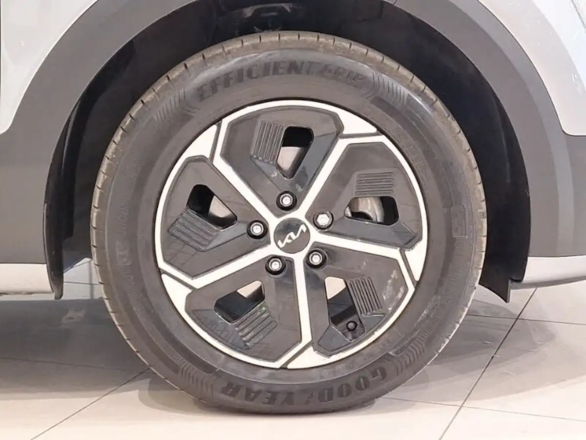 2023-kia-niro-16-gdi-139bhp-hev-132kwh-big-16
