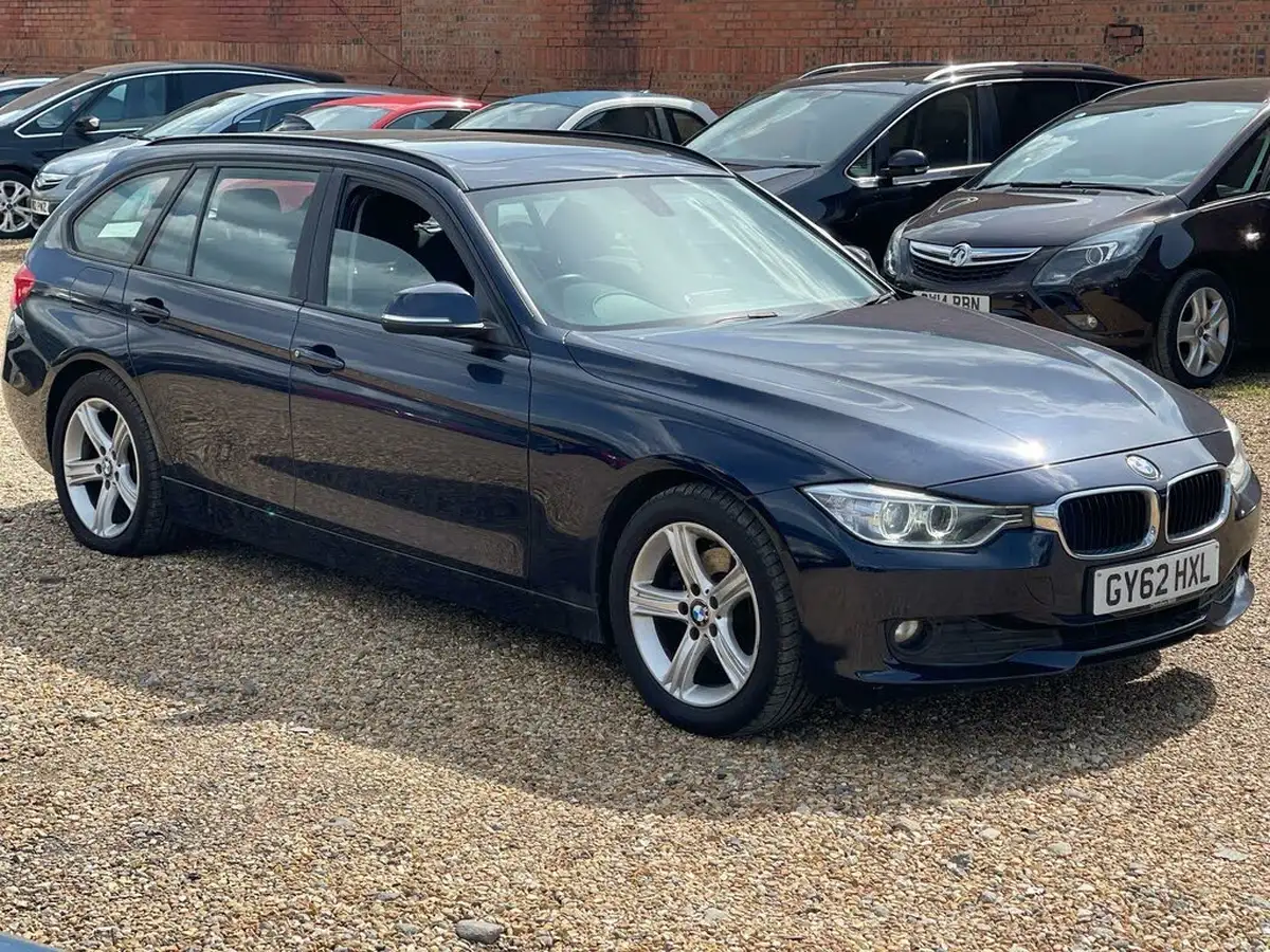 2012-bmw-3-series-20td-320d-se-184bhp-ss-touring-5d-big-0
