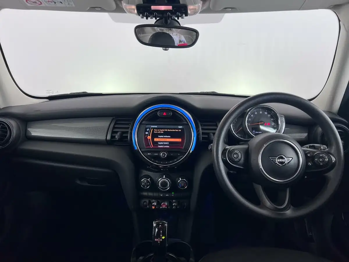 2018-mini-cooper-15-cooper-classic-ss-hatchback-5d-auto-big-20