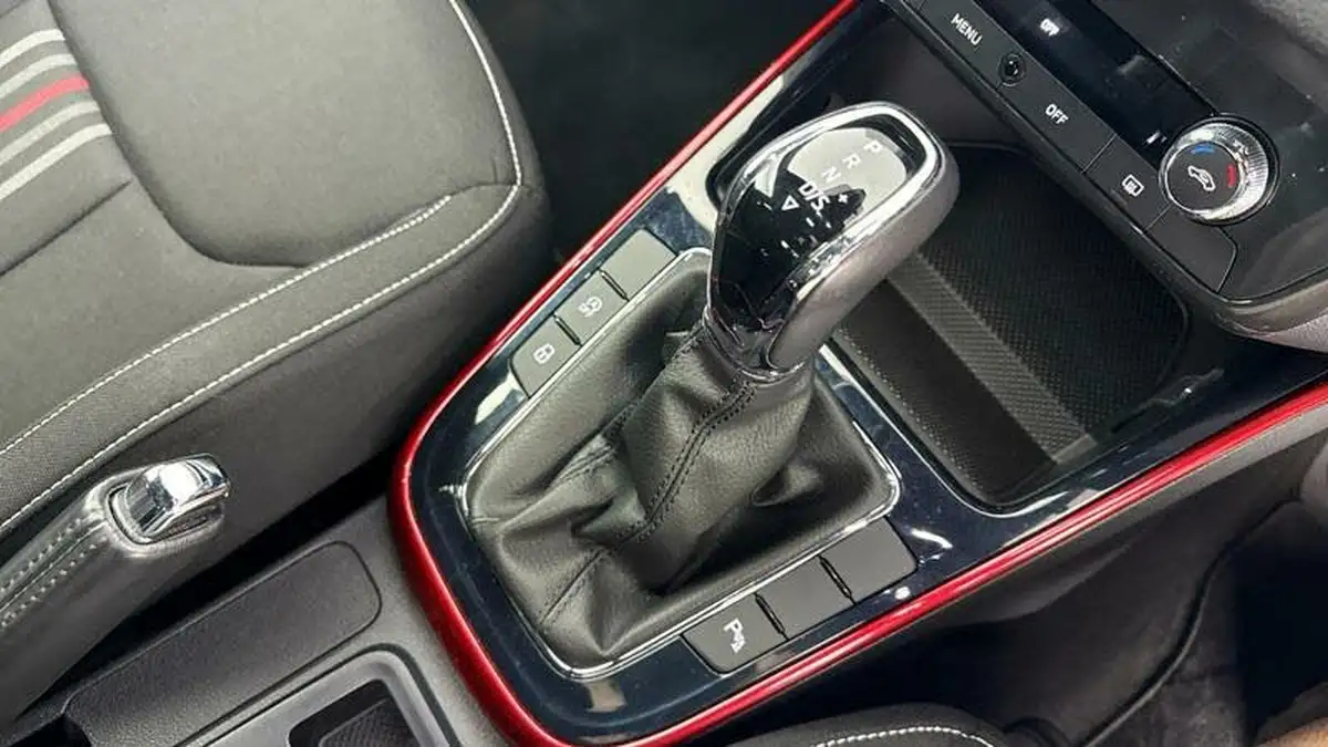 2023-skoda-fabia-15-tsi-monte-carlo-big-11
