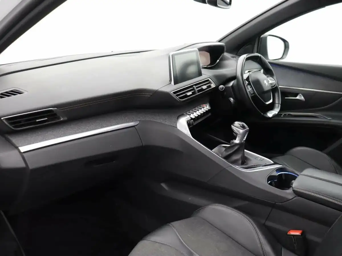2020-peugeot-5008-suv-15-bluehdi-gt-line-big-10