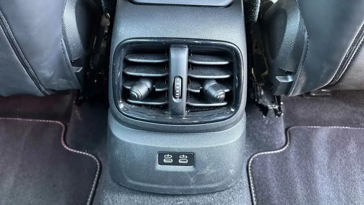 2023-mini-countryman-15-cooper-exclusive-premium-big-37