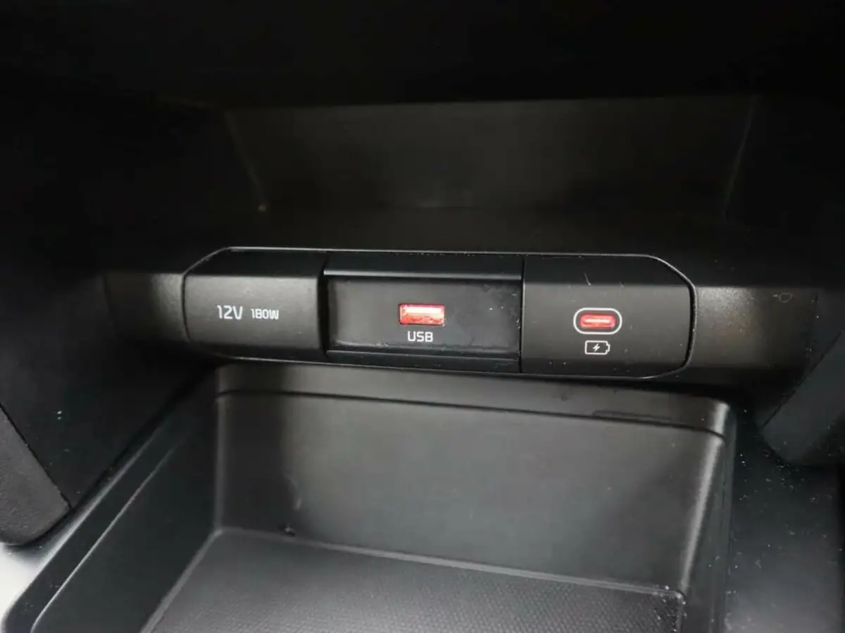 2024-kia-xceed-15-t-gdi-2-138bhp-big-29