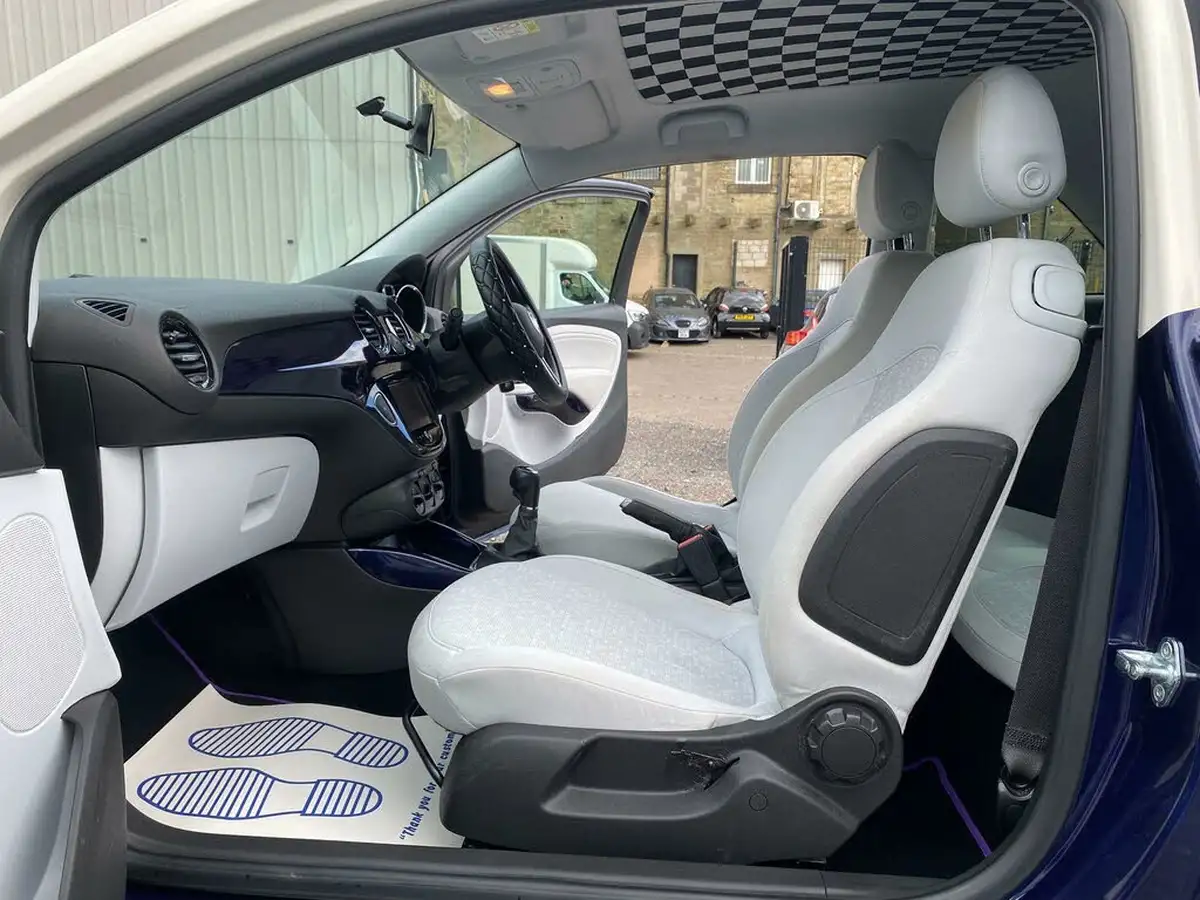 2014-vauxhall-adam-12-jam-big-16