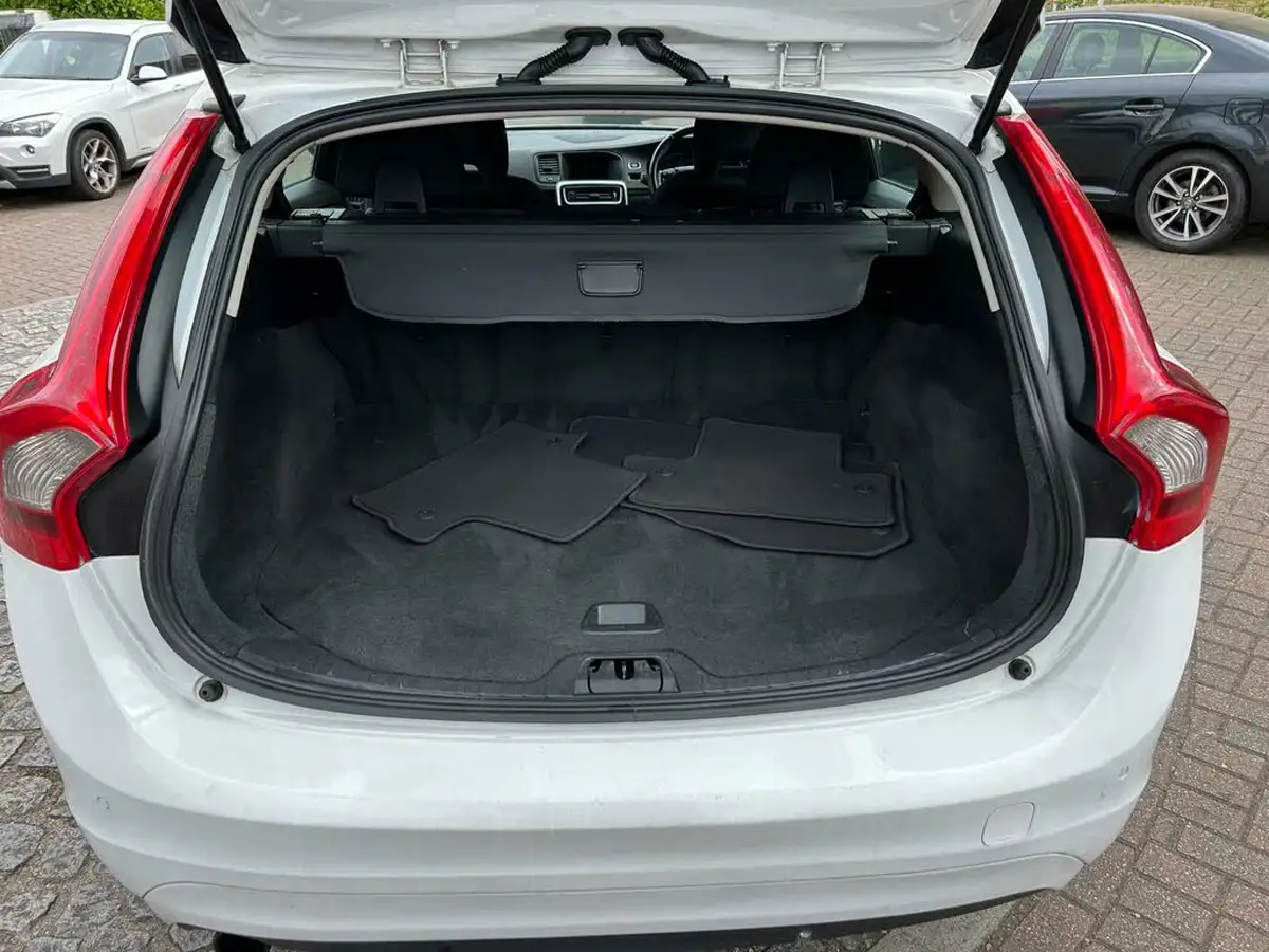 2014-volvo-v60-16td-d2-business-edition-powershift-big-41