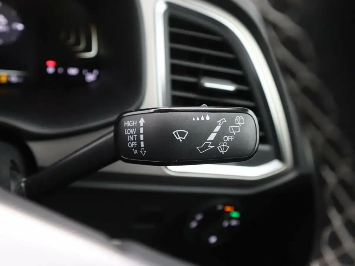 2024-seat-ateca-15-ecotsi-xperience-big-35