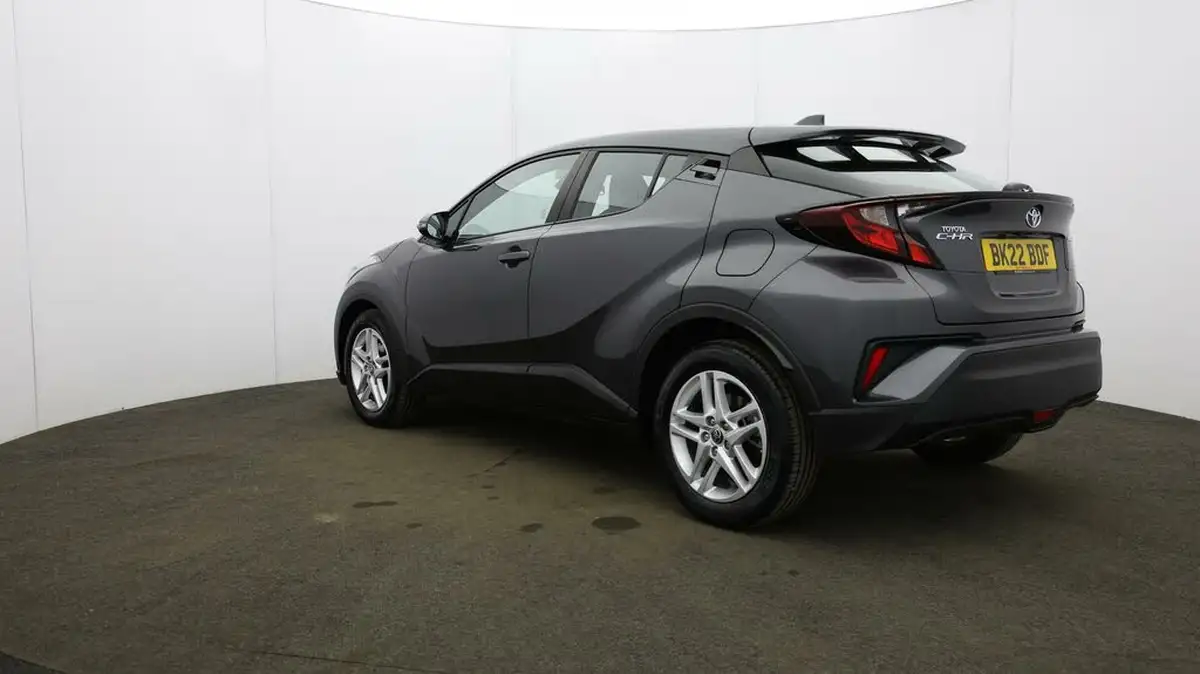 2022-toyota-c-hr-18-vvt-i-icon-big-54