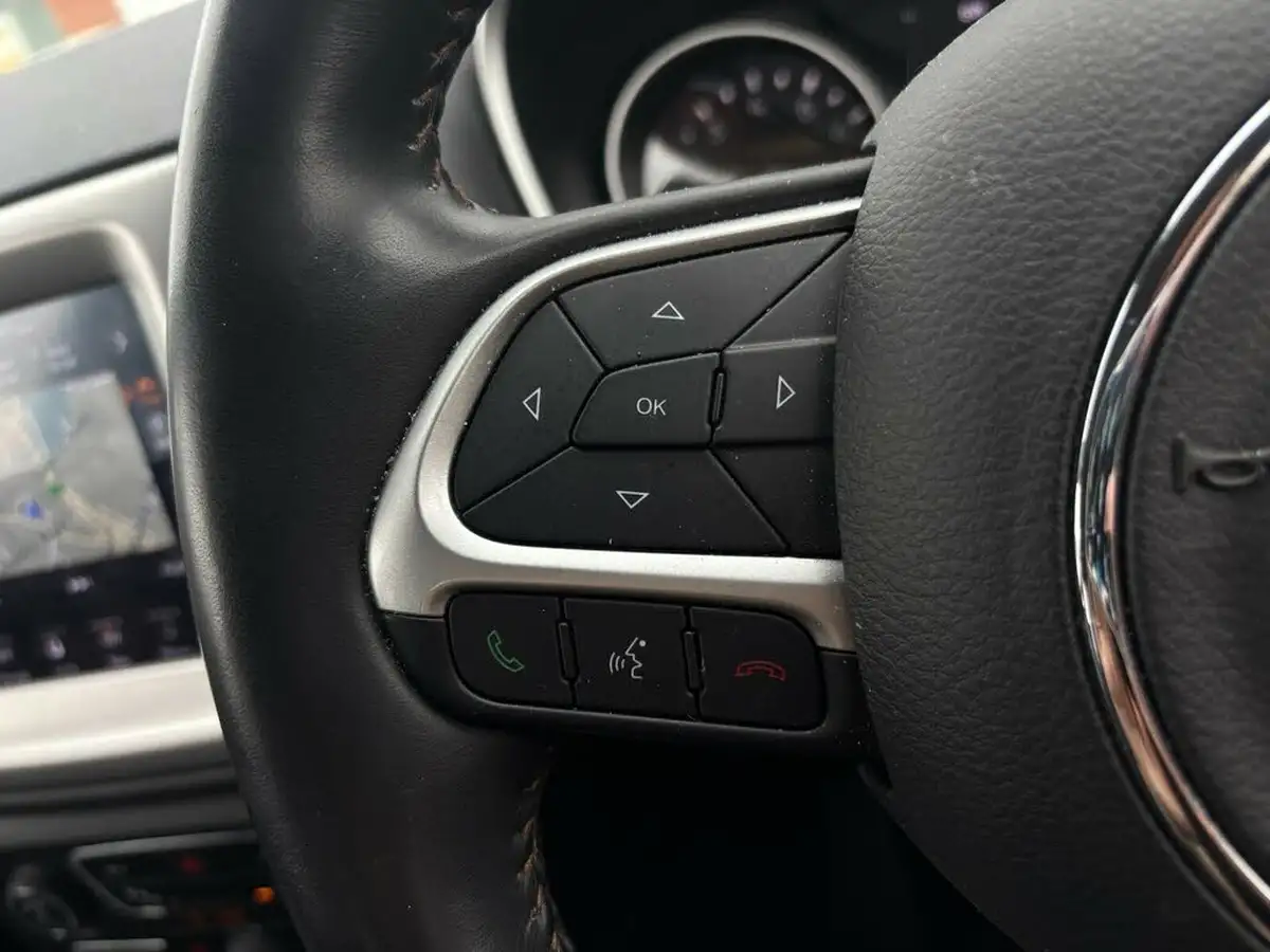 2019-jeep-compass-14-multiair-ii-longitude-big-17