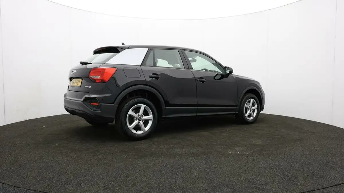 2022-audi-q2-10-30-tfsi-technik-big-34