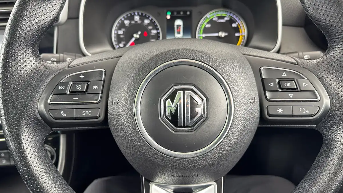 2021-mg-zs-suv-e-exclusive-ev-big-18