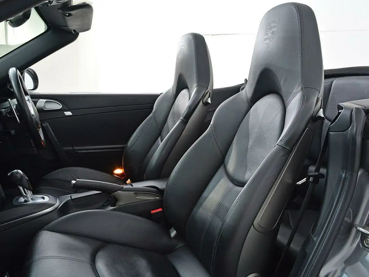 2010-porsche-911-38-carrera-4-s-cabriolet-pdk-big-14