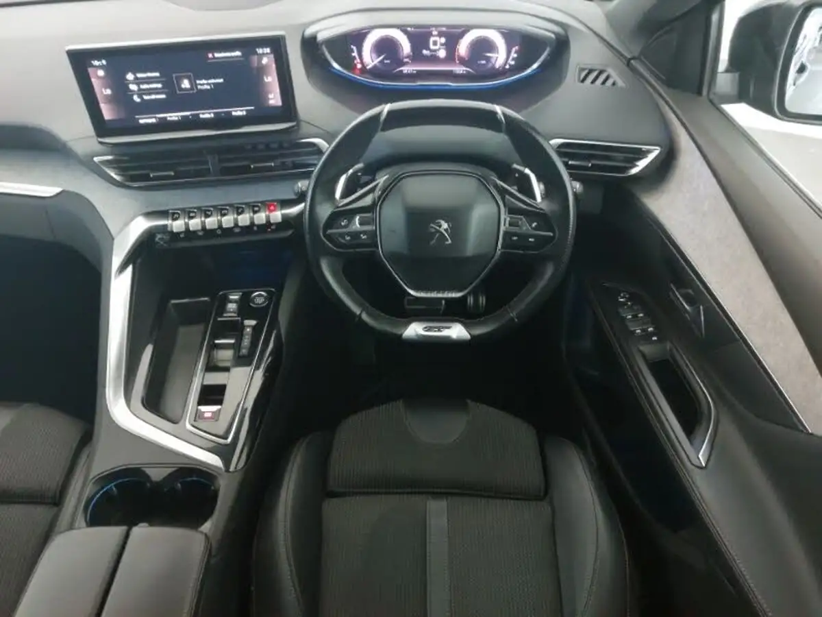 2023-peugeot-5008-suv-12-puretech-gt-130bhp-eat8-big-6
