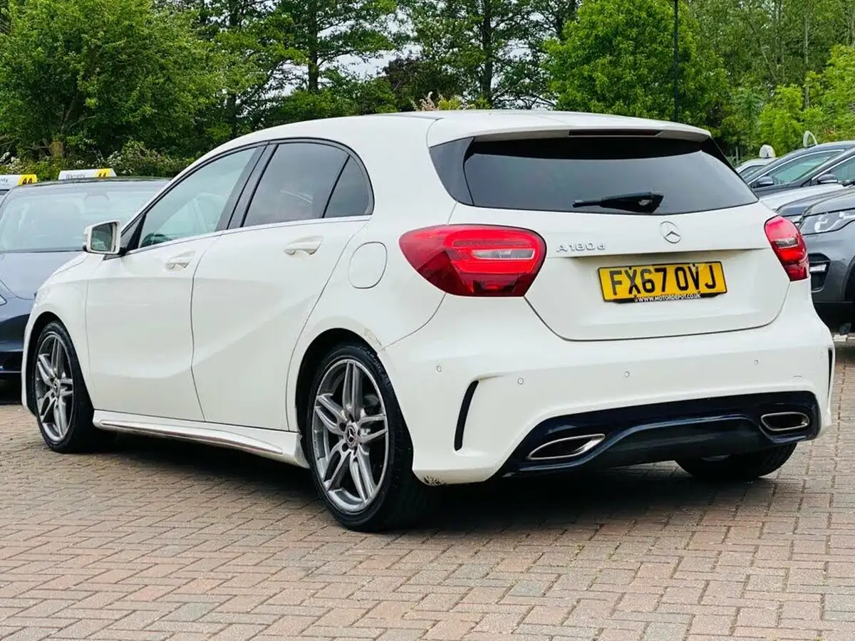 2017-mercedes-benz-a-class-15d-a180d-amg-line-executivess-big-2