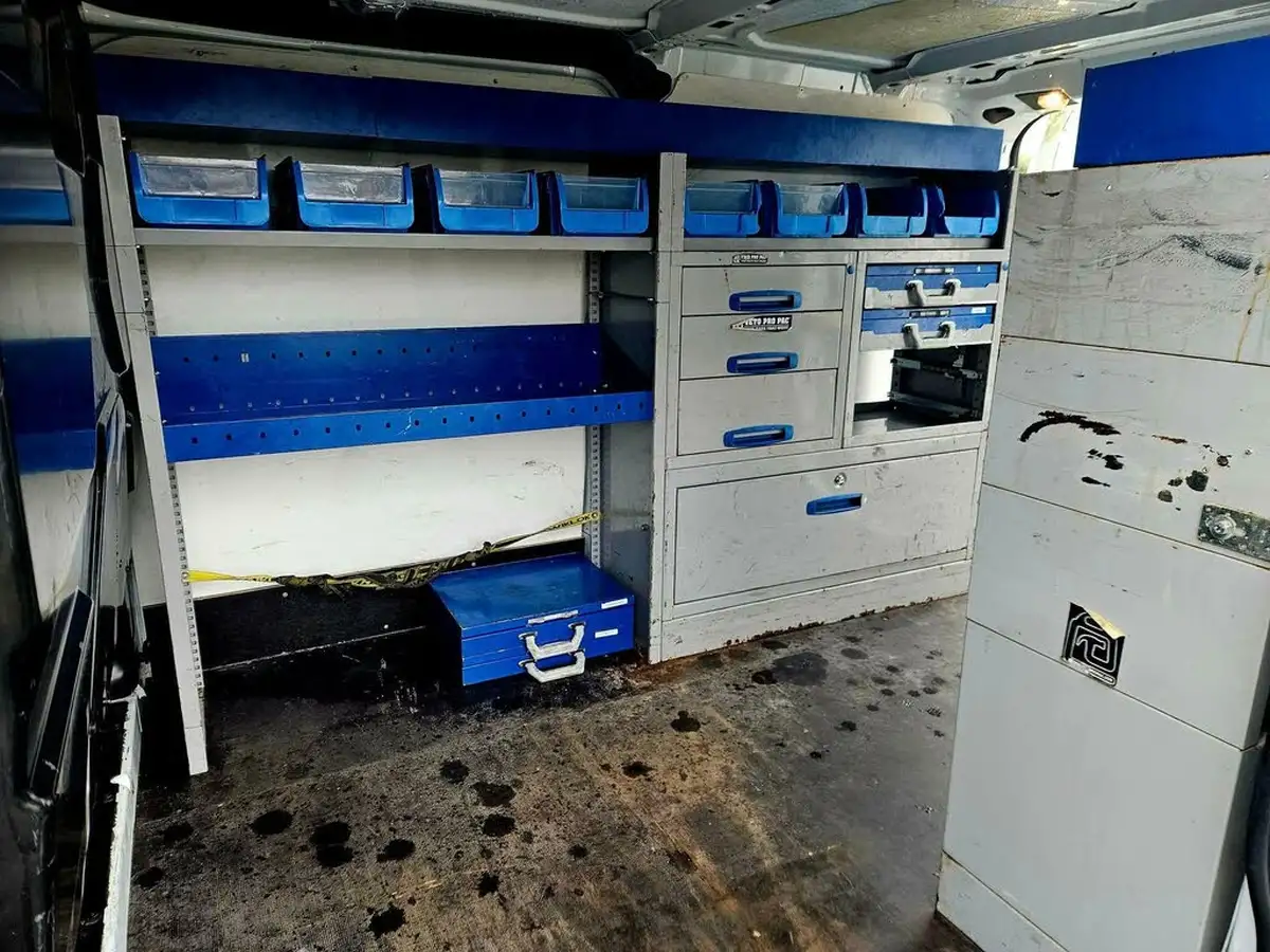2015-ford-transit-custom-22tdci-330-l2h1-trend-125ps-panel-van-big-28