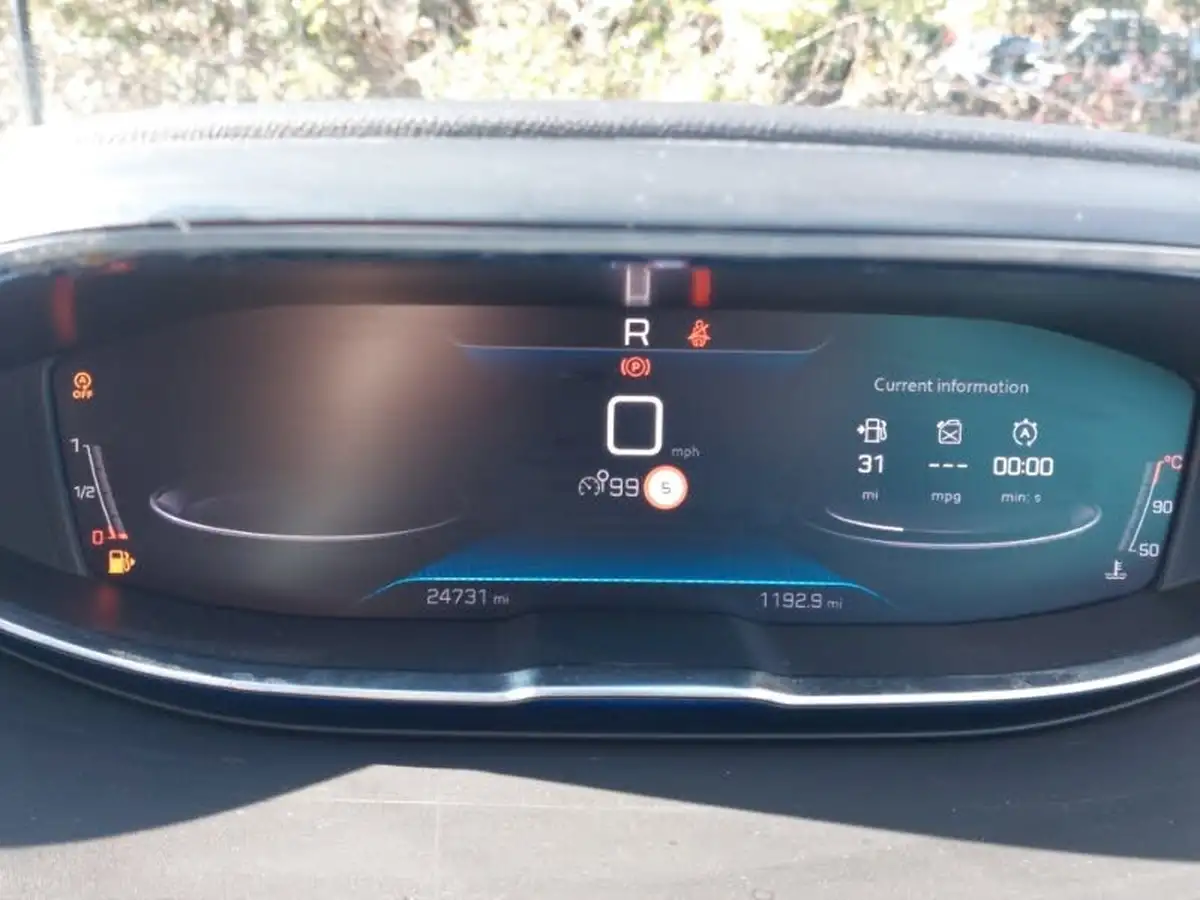 2022-peugeot-3008-suv-12-puretech-allure-eat8-big-10