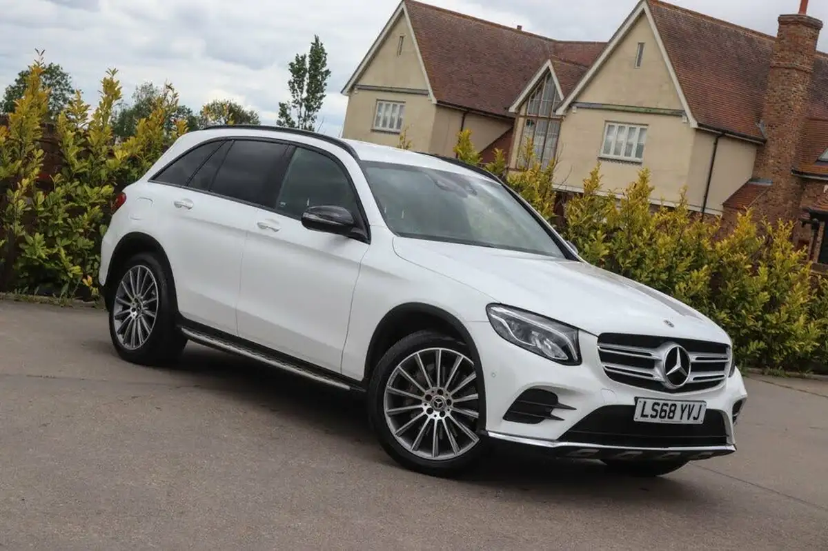 2018-mercedes-benz-glc-class-21d-glc250d-amg-line-ss-station-wagon-5d-big-22