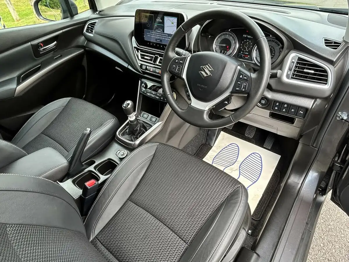 2022-suzuki-s-cross-14-boosterjet-ultra-big-2