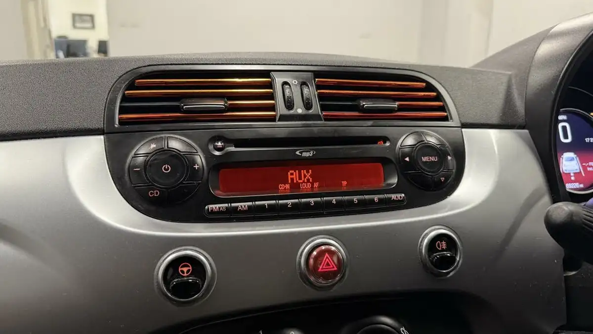 2015-fiat-500-12-s-big-16