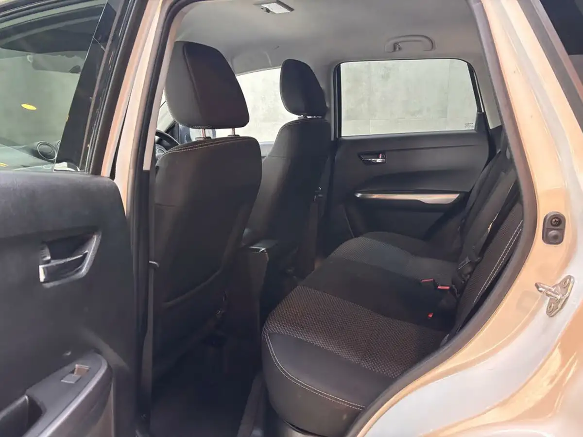 2018-suzuki-vitara-10-boosterjet-sz-t-big-19