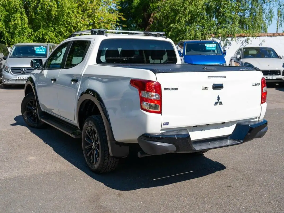 2019-mitsubishi-l200-24di-d-challenger-auto-big-6