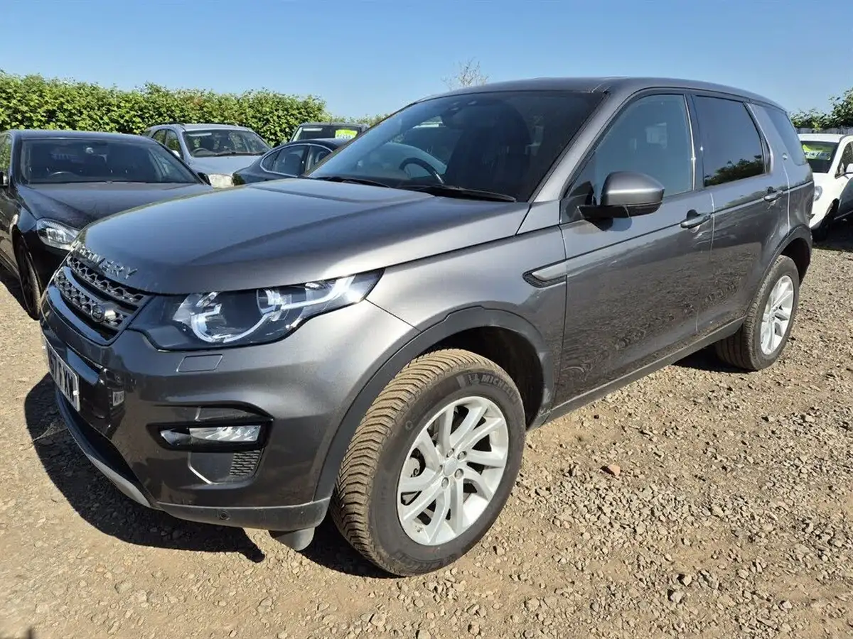 2017-land-rover-discovery-sport-20td4-se-tech-182ps-suv-auto-big-1