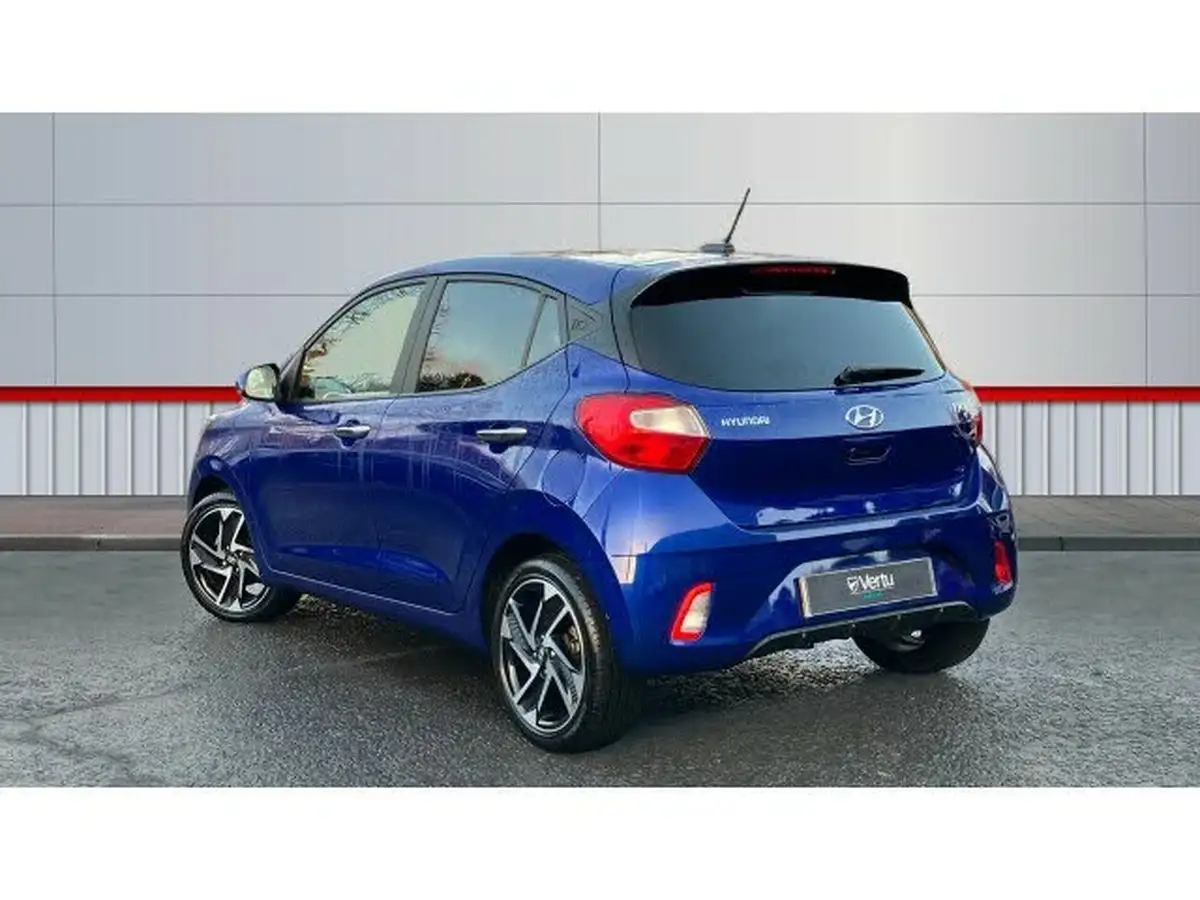 2022-hyundai-i10-12-premium-auto-big-1