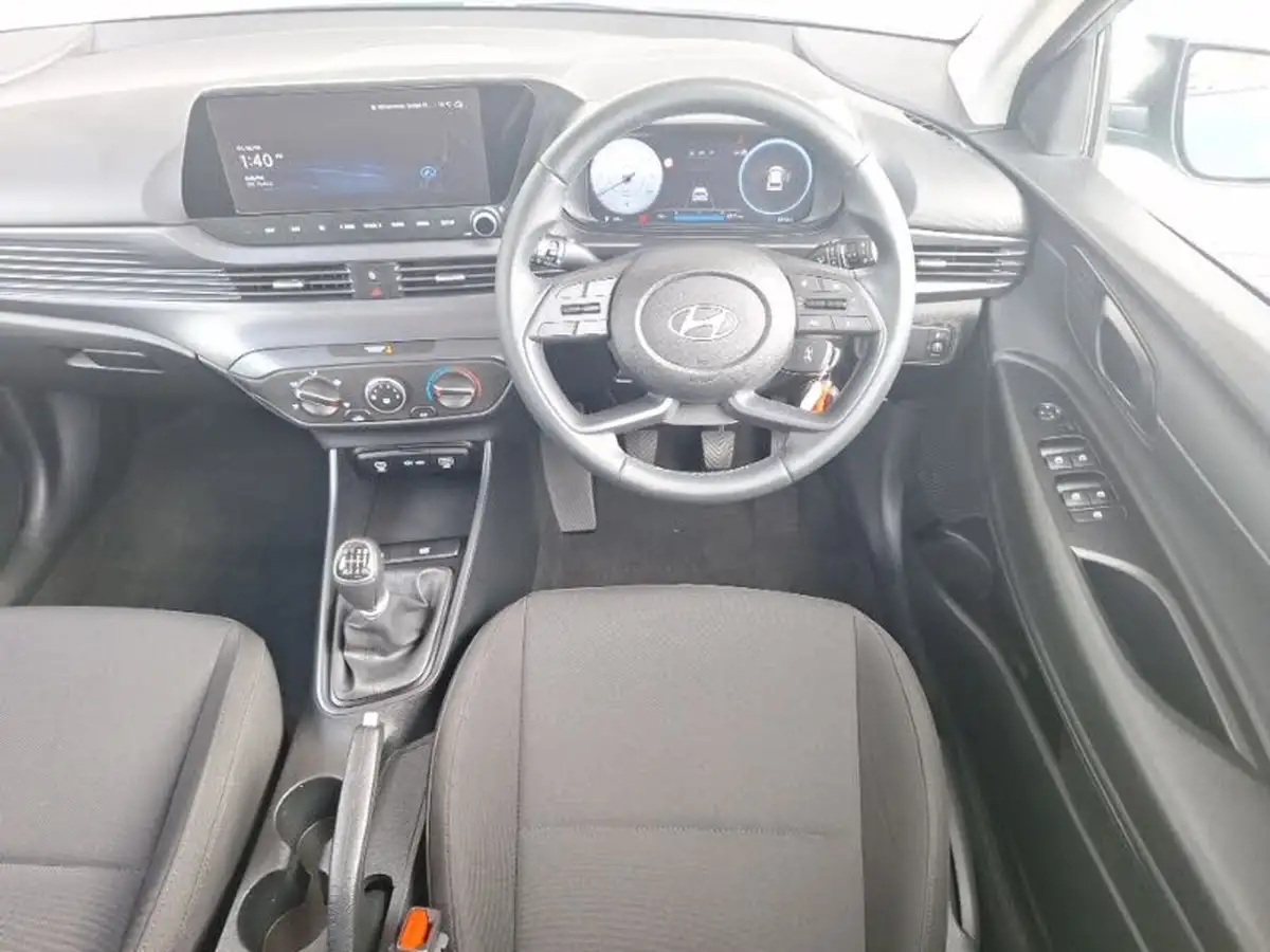 2024-hyundai-i20-10-t-gdi-advance-big-6