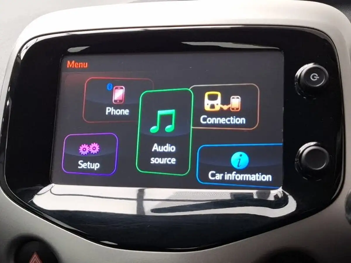 2017-citroen-c1-10-vti-feel-5d-big-10