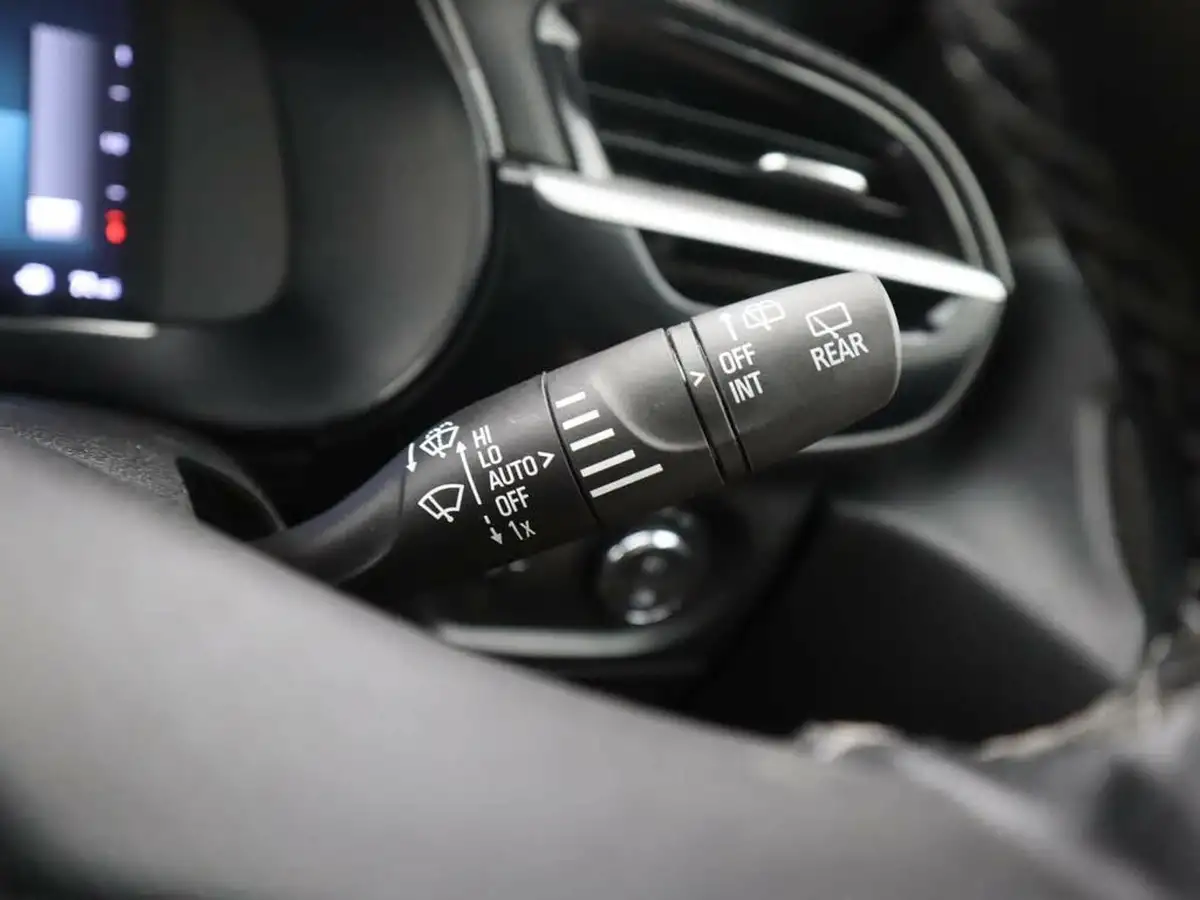 2023-vauxhall-corsa-12-turbo-ultimate-100ps-big-35