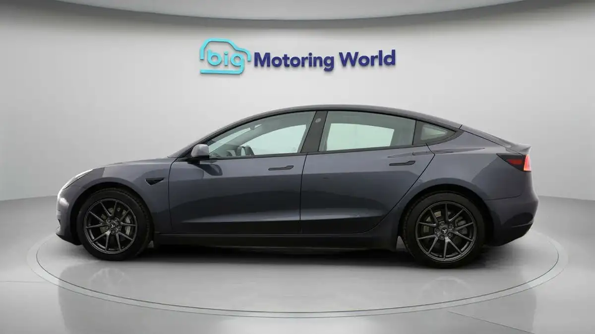 2021-tesla-model-3-e-long-range-awd-big-3