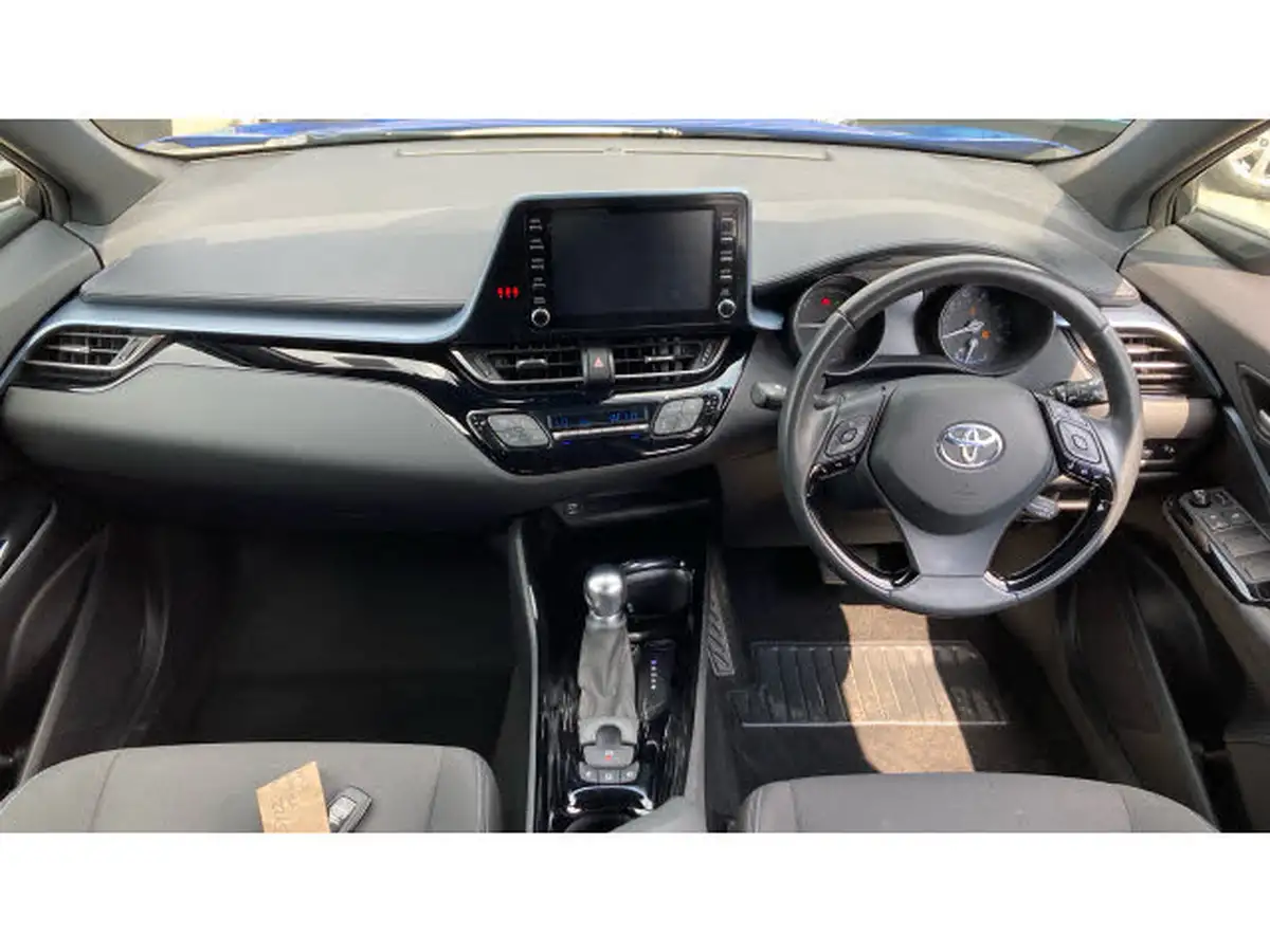 2022-toyota-c-hr-18-vvt-i-design-big-4