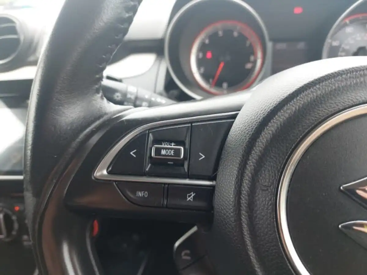 2018-suzuki-swift-10-boosterjet-sz-t-111ps-big-11