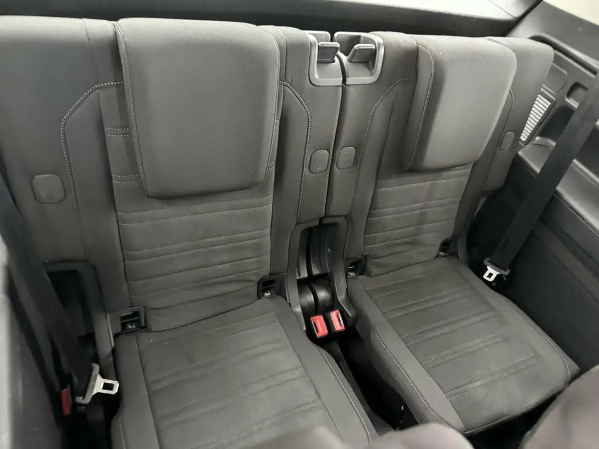 2021-volkswagen-touran-15-tsi-sel-dsg-big-19