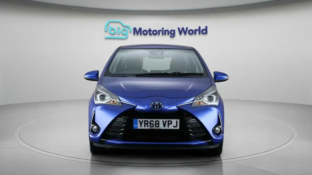 2018-toyota-yaris-15-vvt-i-icon-hybrid-big-2