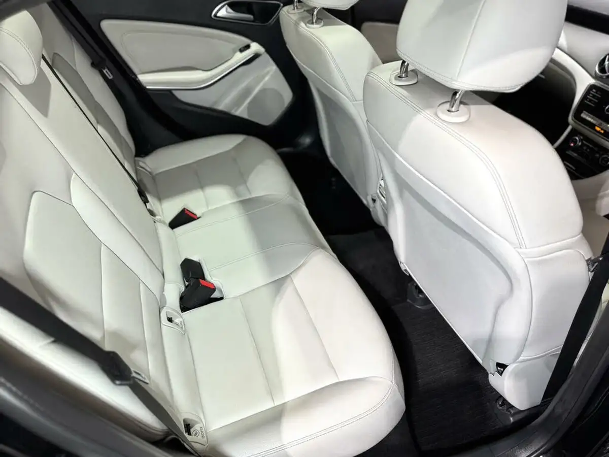 2019-mercedes-benz-gla-class-21d-gla-200d-sport-premium-plusss-big-14