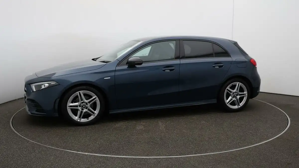 2022-mercedes-benz-a-class-13-a180-amg-line-executive-edition-hatchback-5d-7g-dct-big-66