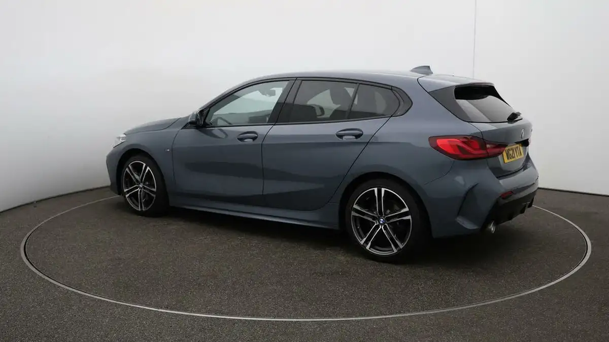 2021-bmw-1-series-15-118i-m-sport-lcp-dct-big-36