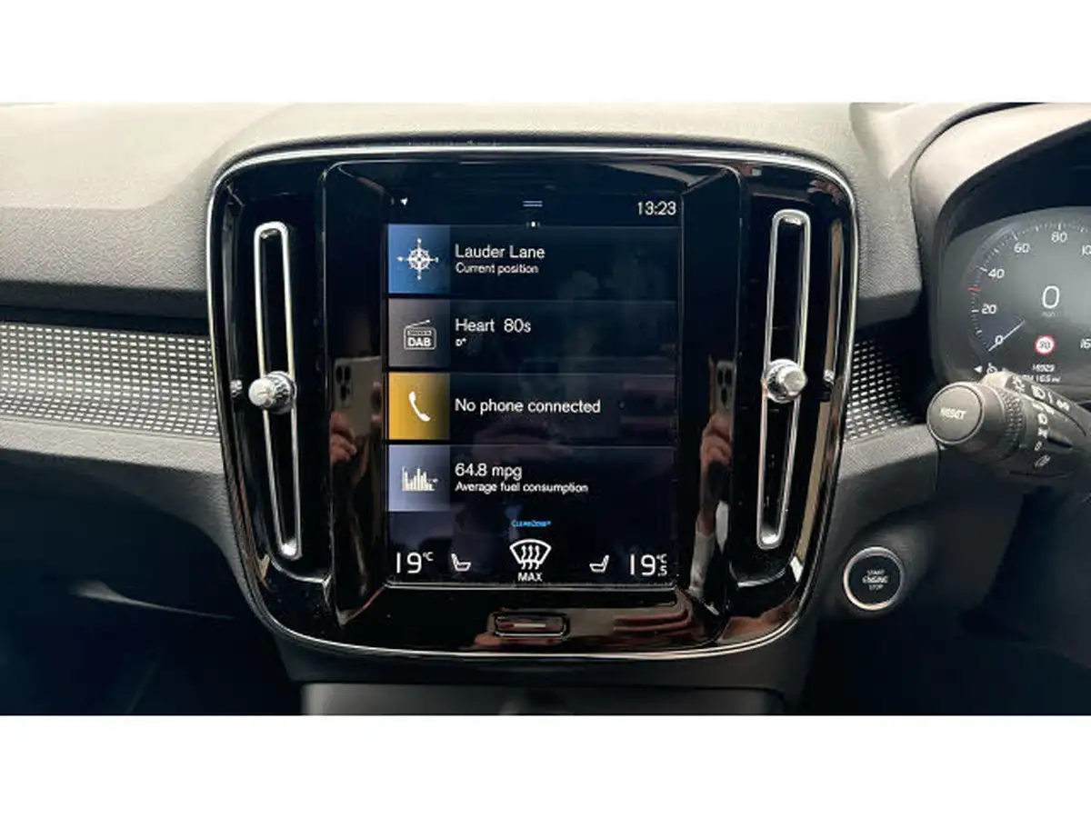2022-volvo-xc40-15-t5-r-design-pro-big-27