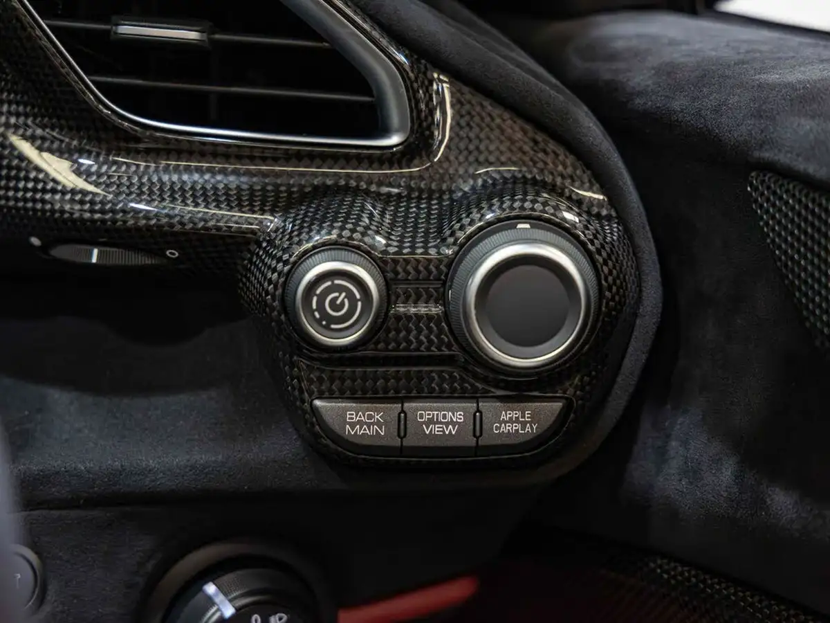 2020-ferrari-488-39-488-spider-big-18