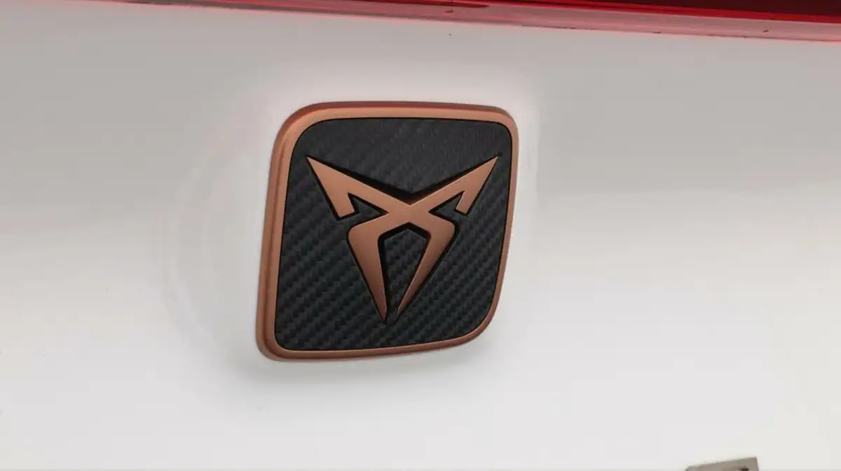 2022-cupra-formentor-20-tsi-vz2-310ps-4drive-big-20
