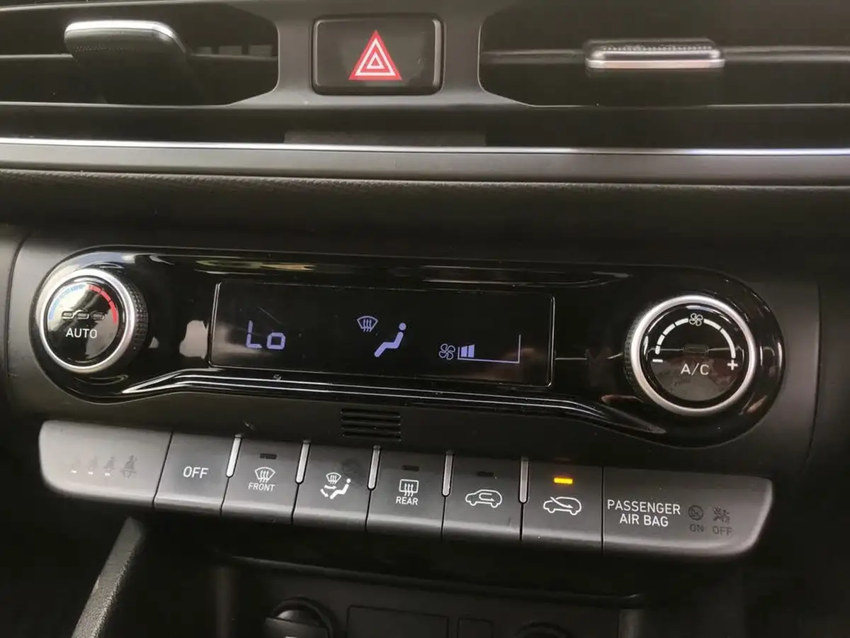 2022-hyundai-kona-10-t-gdi-premium-big-17