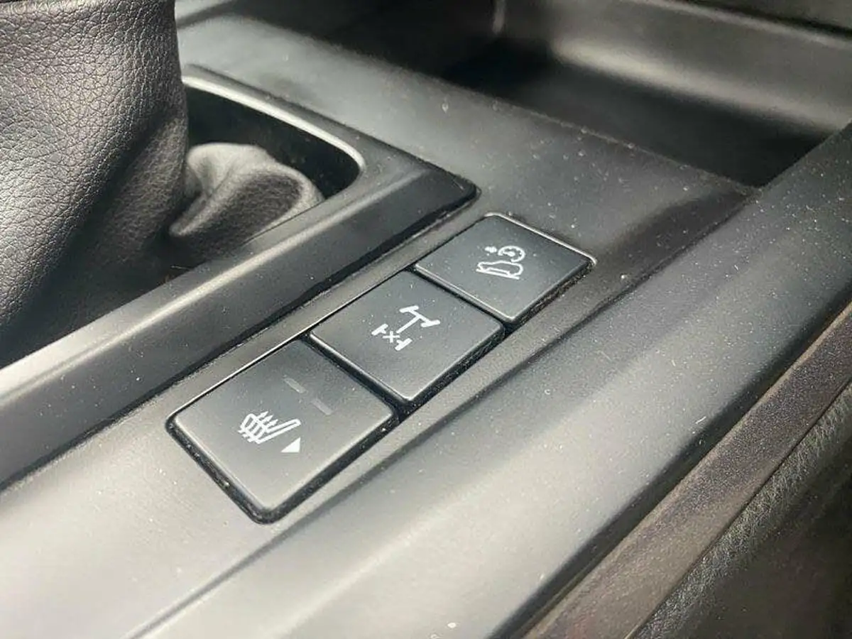 2023-isuzu-d-max-19td-dl20-double-auto-big-21