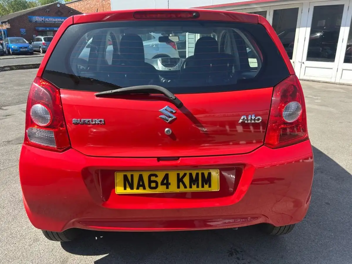 2014-suzuki-alto-10-sz-big-17