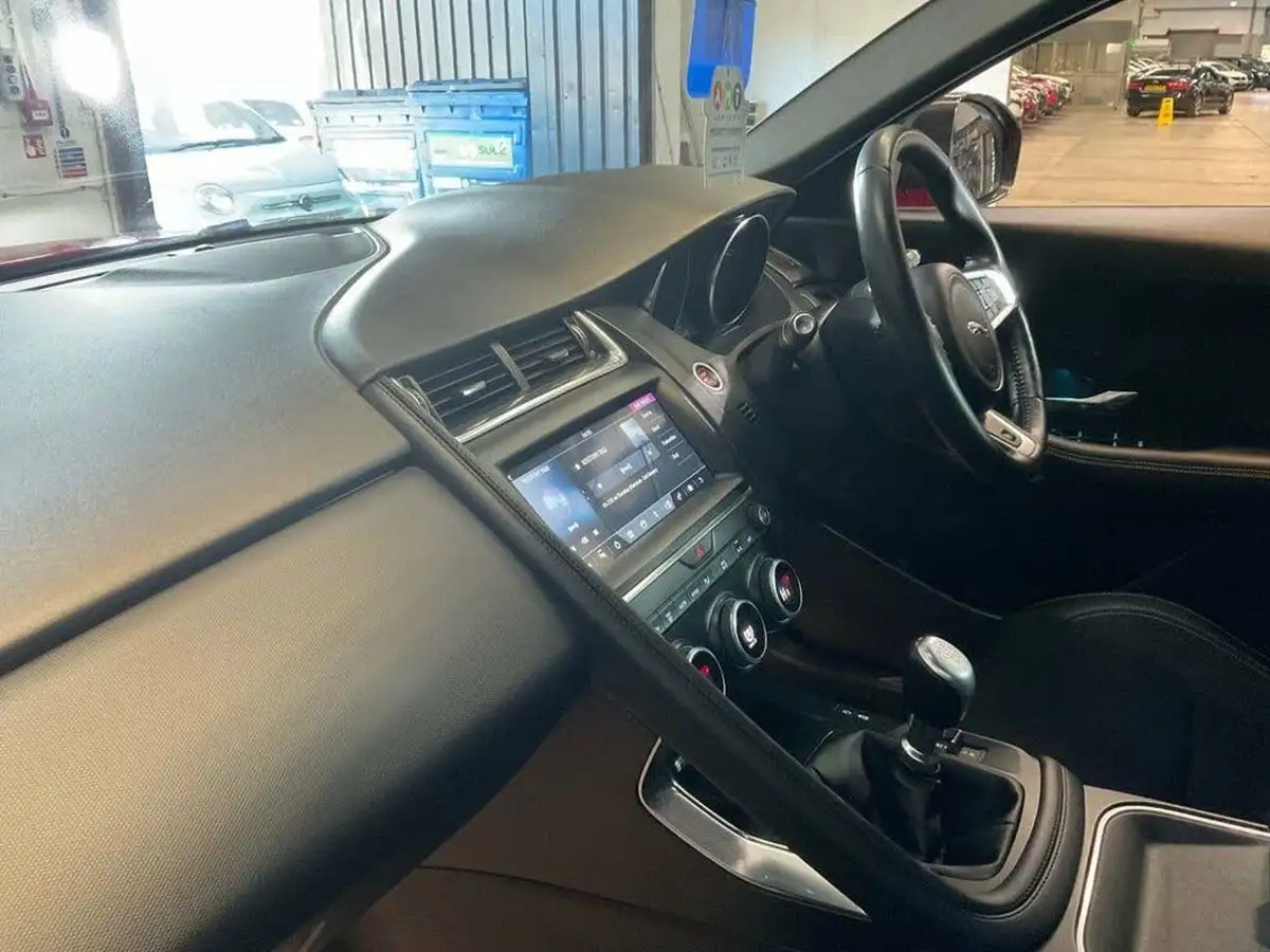 2019-jaguar-e-pace-20-i4d-r-dynamic-150ps-big-25
